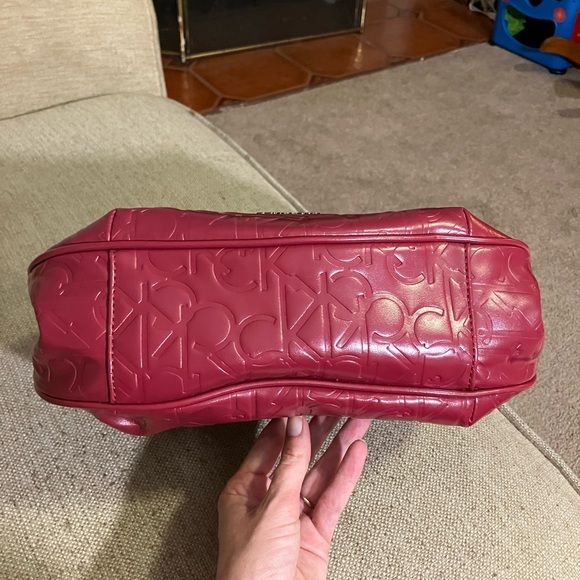 Calvin Klein pink/red leather purse - Picture 7 of 9